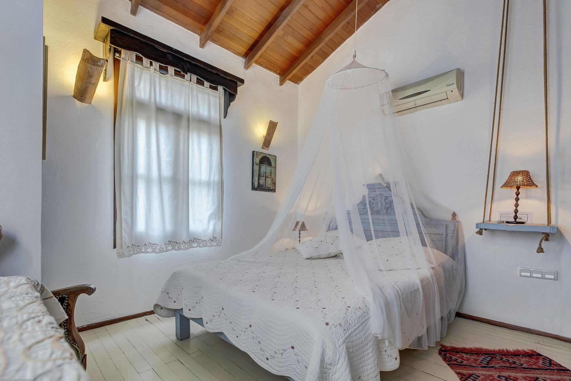 Retro Butik Otel (Adults Only) Cesme Bagian luar foto