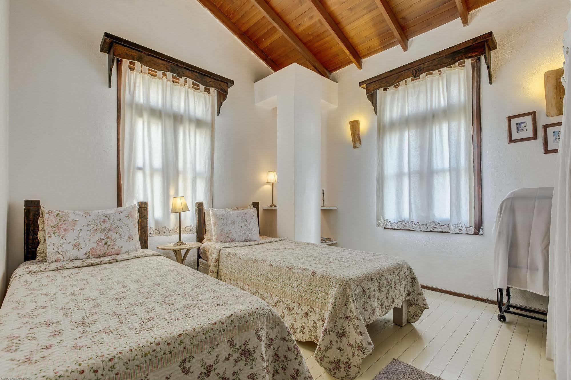 Retro Butik Otel (Adults Only) Cesme Bagian luar foto